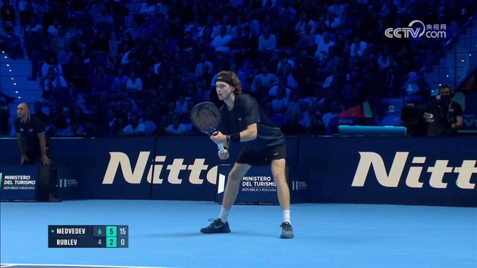 意甲第18輪國米1-0維羅納 勞塔羅首3分鐘閃擊補射擦立柱入網取夢幻開局 藍黑軍小勝連續五輪不敗.